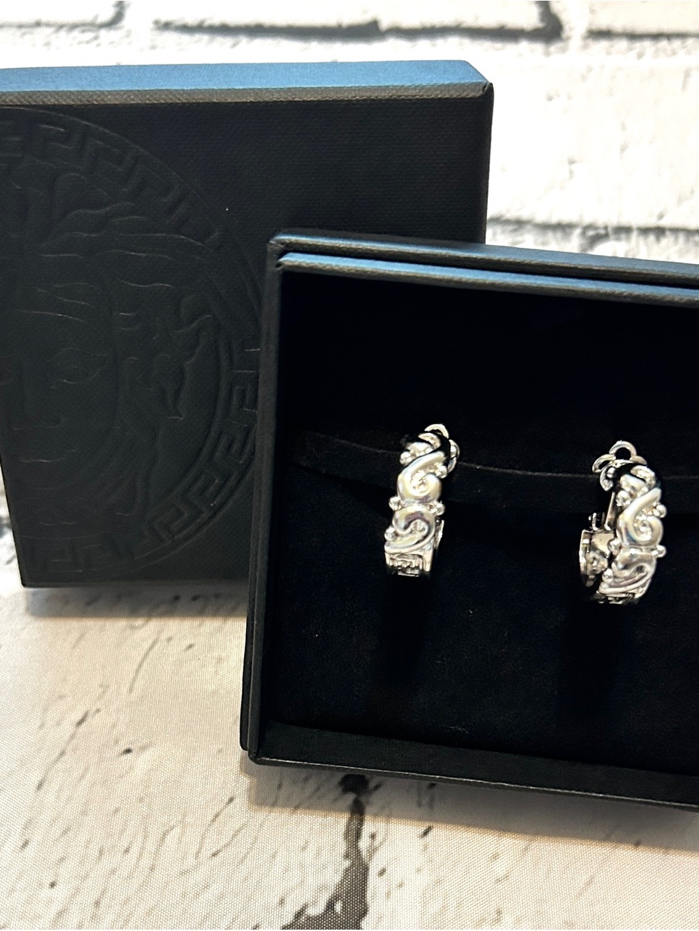 Rare Vintage Versace Greco Baroque 1990’s Clip On Hoops Made In Italy (EUC, Box)
